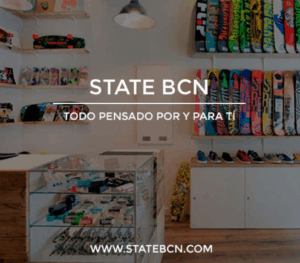 Fachada de State BCN en el barrio de Gràcia, Barcelona. Tienda especializada en skate, streetwear y cultura urbana.
